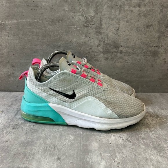 Nike Air Max Motion 2 Running Shoes CU4925-002 Womens sz 8.5 - grey - Picture 1 of 6